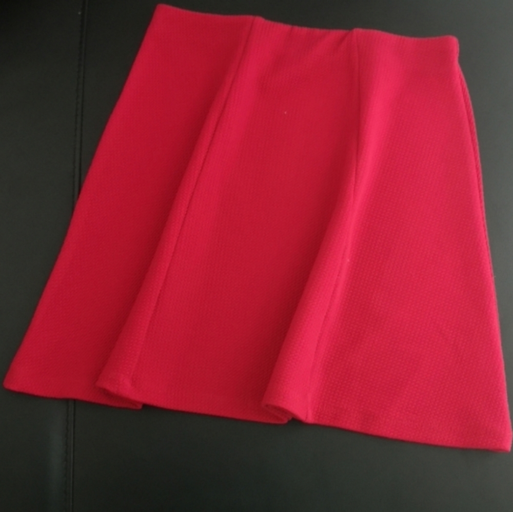🍋 5/25 Skater skirt NWOT